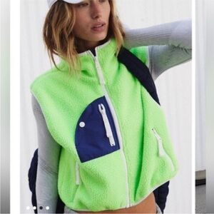 Free People Hit The Slopes Vest Womens Large Fleece
Layer Ski Zip Up Neon Green